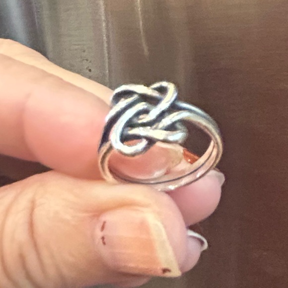 James Avery interwine hearts ring